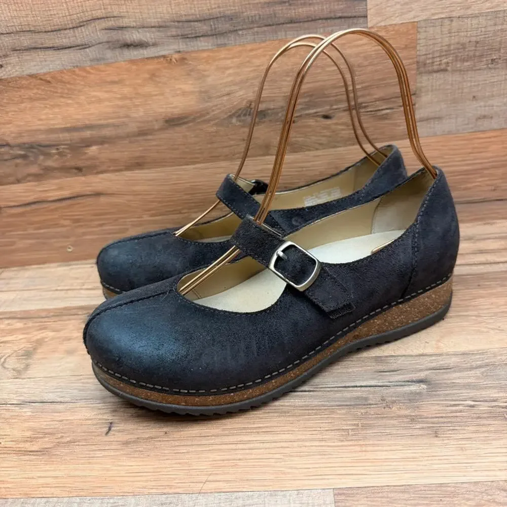 Dansko Mika Leather Mary Jane Shoes Womens Size Eu39 US 8.5 dark Chocolate